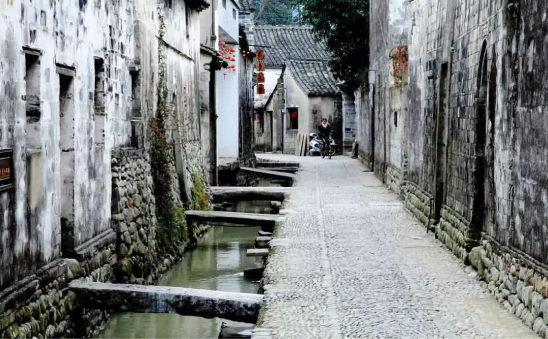 春节期间,昆明全市邮政营业网点均不打烊